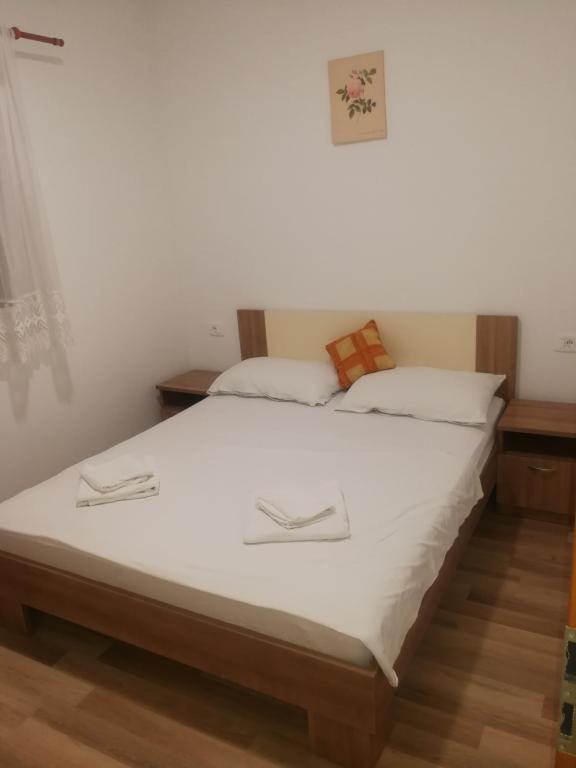 Apartman Darko 罗戈兹尼察 外观 照片